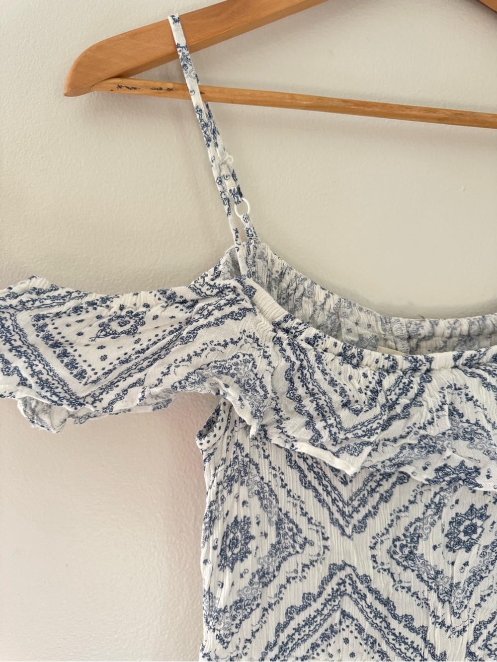 Confess Collection White & Blue Ruffle Off The Shoulder Sundress - Picture 4 of 8